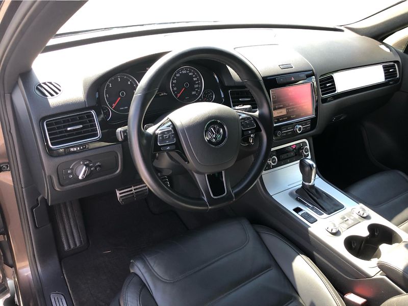 Volkswagen Touareg 3,0TDi 180kW - fotka 5 z 30