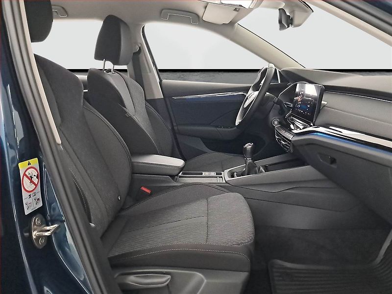 Škoda Octavia (2023) 2.0 TDI - fotka 9 z 16