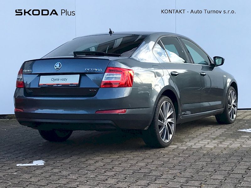 Škoda Octavia (2015) Laurin & Klement  2,0 TDI DSG - fotka 2 z 28
