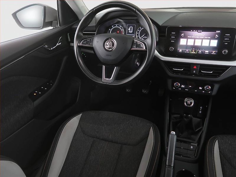 Škoda Kamiq (2020) Style 1.0 TSI, ČR,1.maj - fotka 7 z 20