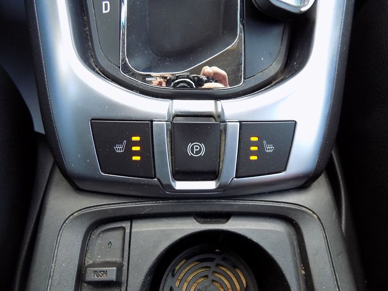 Opel Antara (2014) 2.2CDTi/COSMO/4x4/AT/LED/ - fotka 31 z 40