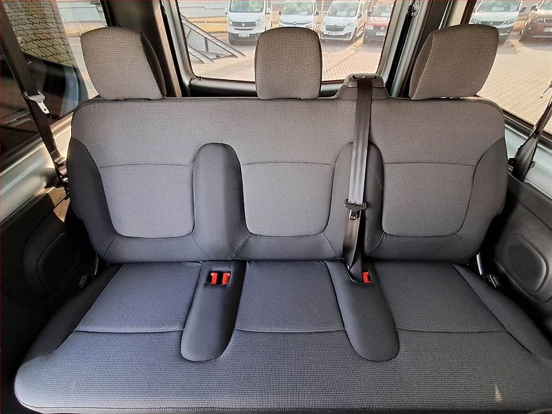 Renault Trafic (2026) 2.0 Blue dCi, Bus, 9Míst, ČR - fotka 8 z 16