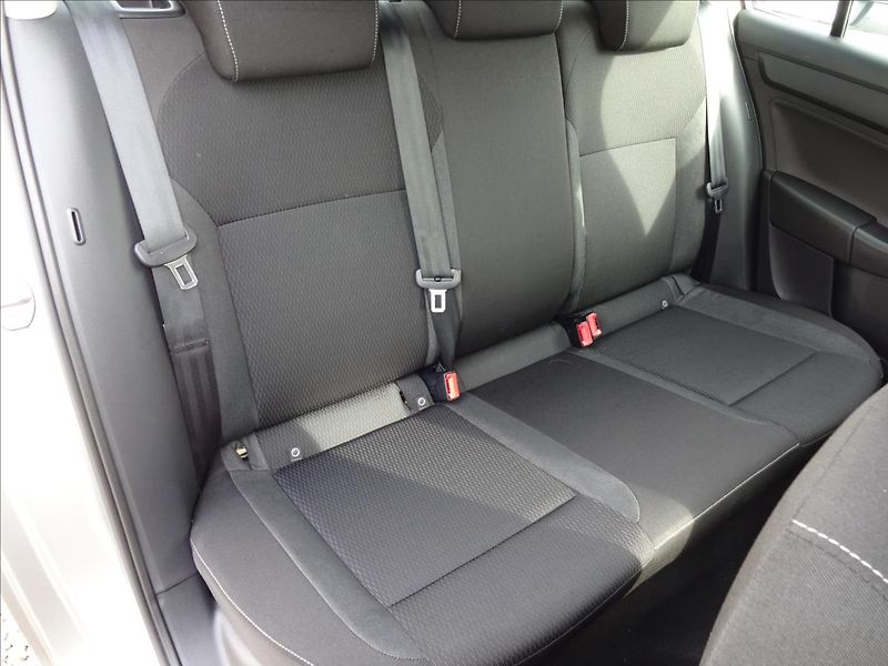 Škoda Rapid 1.2TSI 66kW - fotka 28 z 46