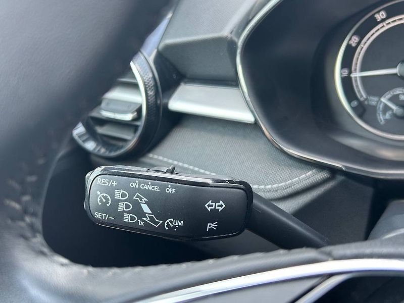 Škoda Fabia Style 6MP 1,0TSI - fotka 13 z 24