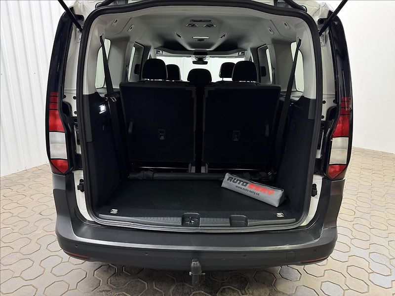 Volkswagen Caddy MAXI 1.5TSI 7MÍST 1.MAJITEL - fotka 29 z 37
