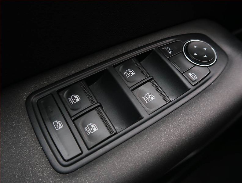 Renault Captur (2021) 1.0 TCe, ČR,1.maj, Serv.kniha - fotka 16 z 16