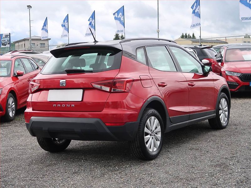 Seat Arona (2018) 1.6 TDI, Vyhř. sedaček - fotka 5 z 19
