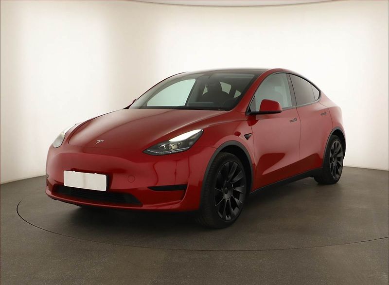 Tesla Model Y (2022) RWD LFP 60kWh, SoH 95% - fotka 2 z 19