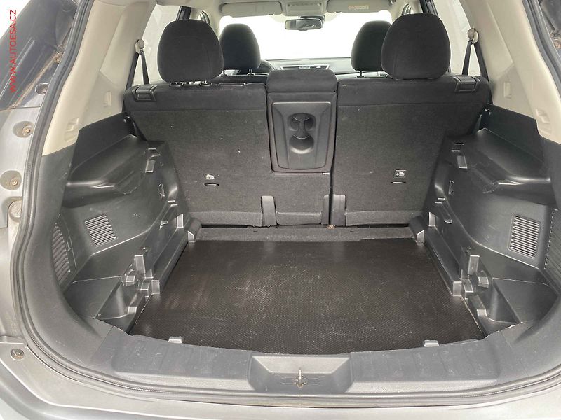 Nissan X-Trail (2017) 1.6 dCi 4x4, ČR, AC, výhřev - fotka 7 z 18