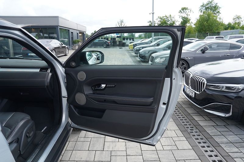 Land Rover Range Rover Evoque 2.2 TD4  R-Dynamic/AT/kůže - fotka 21 z 41