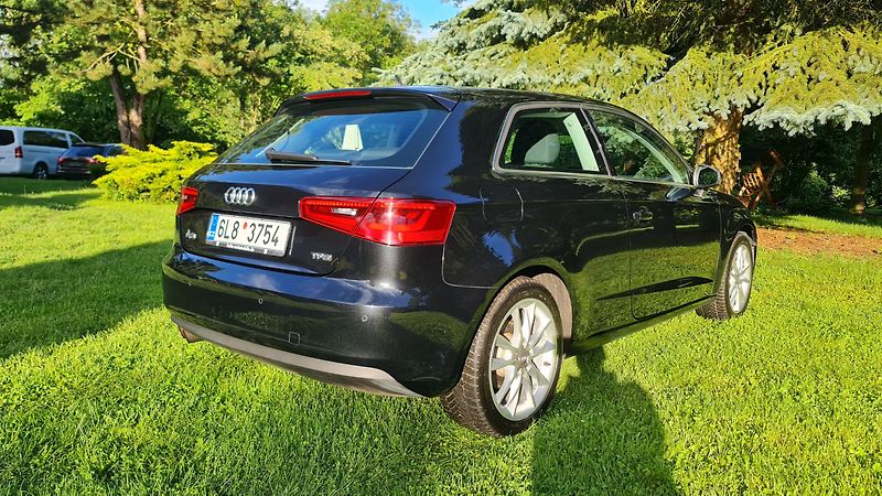 Audi A3 (2013) Sportback 1.4 TFSI 90 kW 2013 - fotka 7 z 29