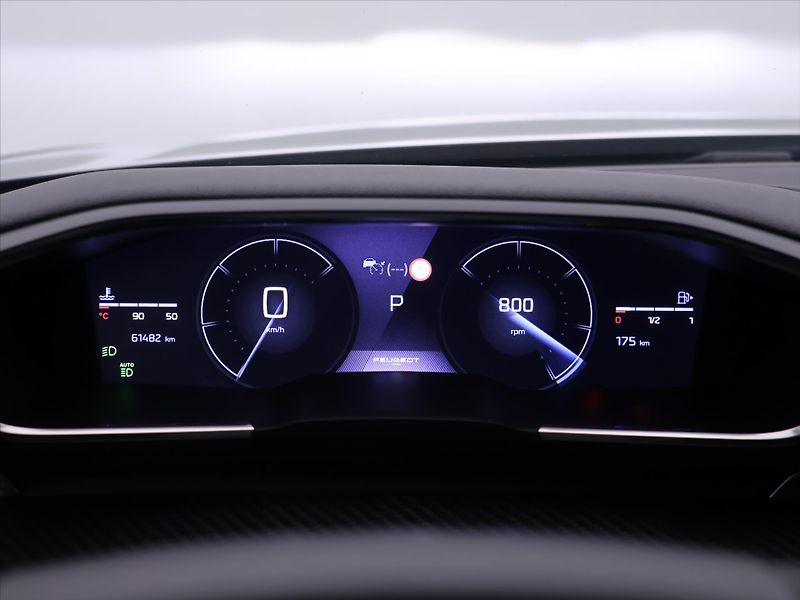 Peugeot 508 1,5 HDI 96kW Allure DPH 1.Maj. - fotka 18 z 38