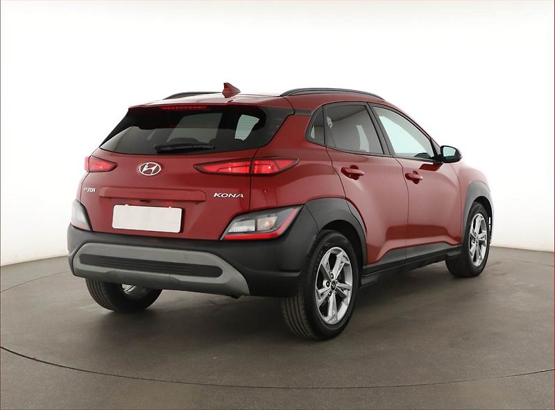 Hyundai Kona (2021) Smart 1.0 T-GDI, ČR,1.maj - fotka 5 z 20
