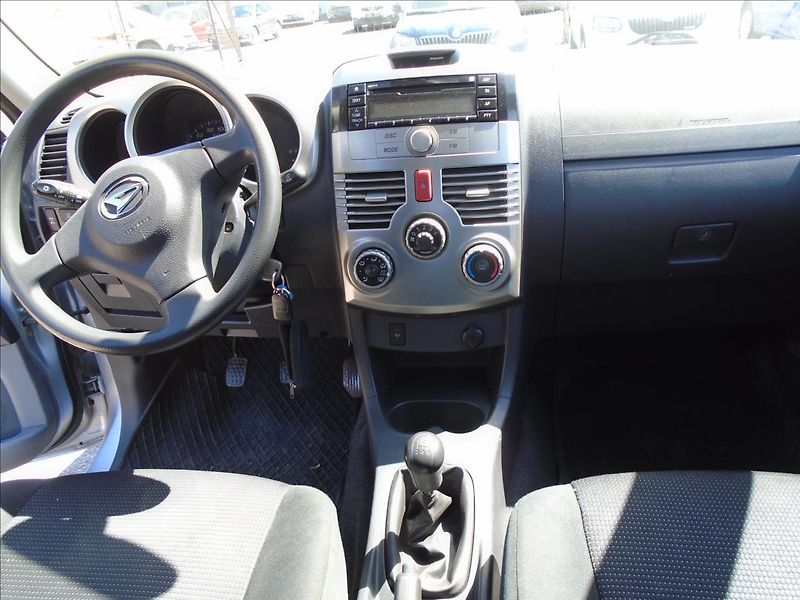 Daihatsu Terios 1,5 4X4 - fotka 16 z 22