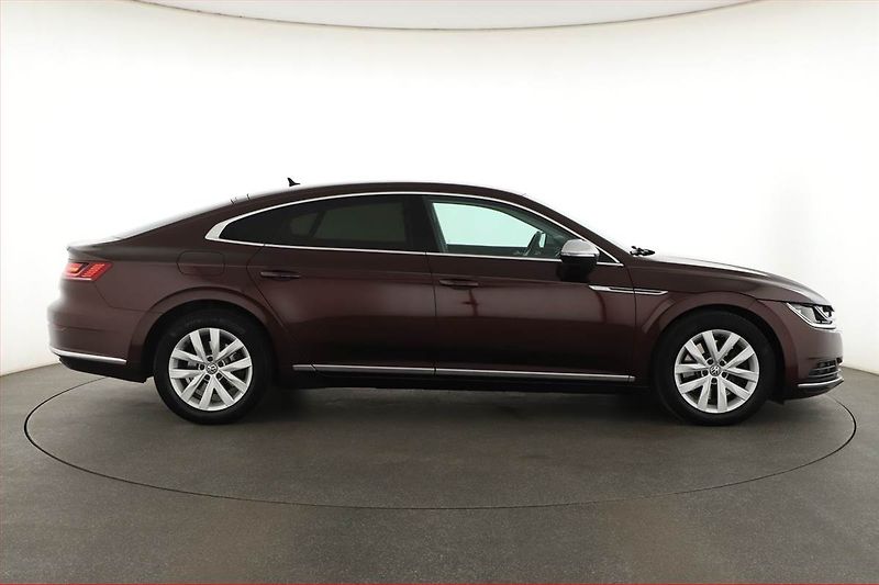 Volkswagen Arteon (2018) Elegance 2.0 BiTDI 4Motion - fotka 6 z 20