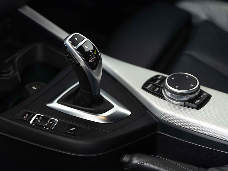 BMW Řada 1 M140i xDrive - fotka 15 z 23