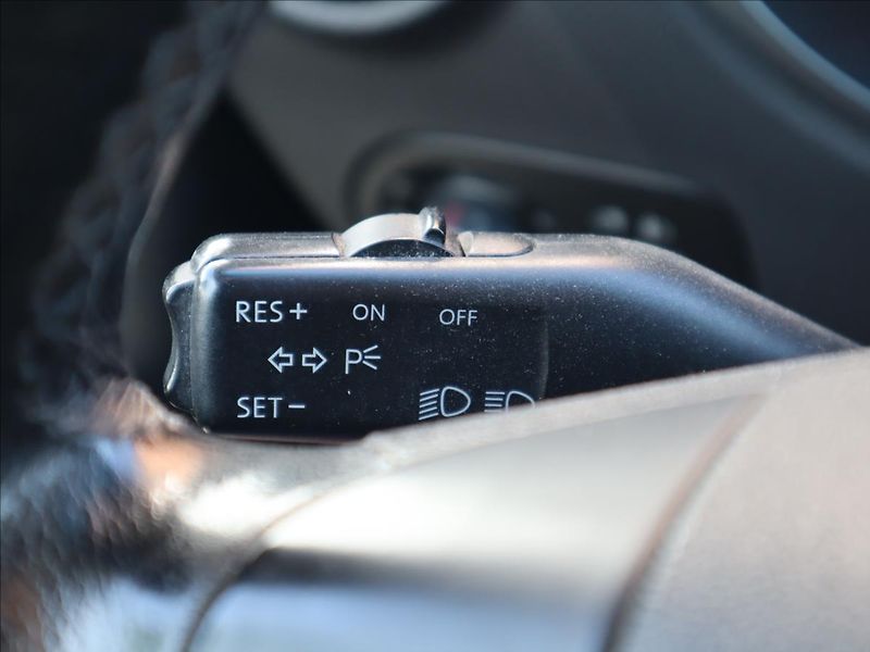 Seat Leon 2,0 TFSi (BWA) FR line - fotka 11 z 36