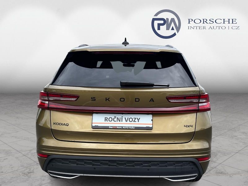Škoda Kodiaq 2.0 TDI 7DSG SPORTLINE 4x4 142 - fotka 9 z 30