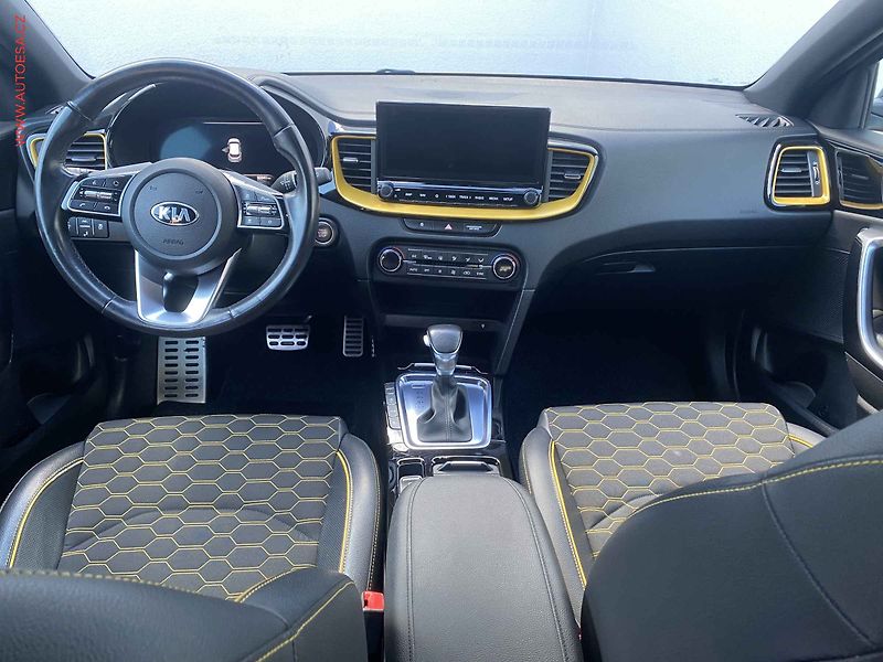 Kia XCeed (2019) 1.4 T-GDi, Premium, AT, LED - fotka 8 z 18