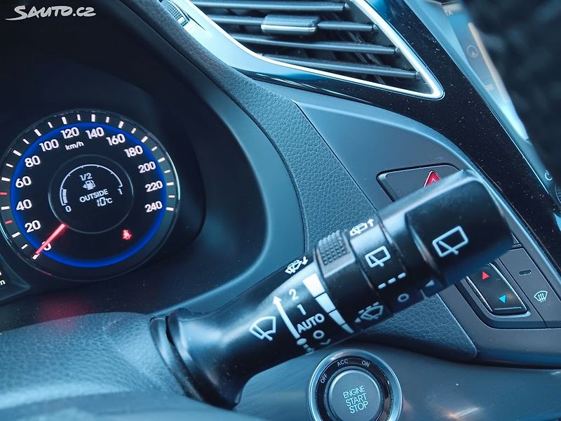 Hyundai i40 1.7 CDTI 100kW - fotka 18 z 34