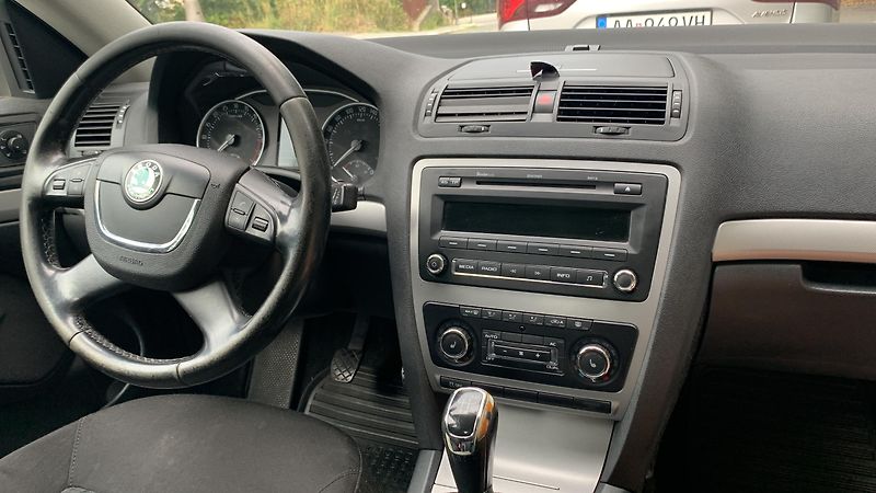 Škoda Octavia (2012) Octavia II, 1.6 TDi - fotka 10 z 10