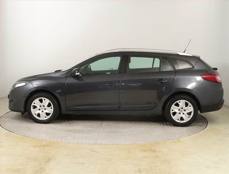 Renault Mégane (2011) 1.6 16V, Tempomat - fotka 3 z 19