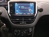 Peugeot 2008 (2019) 1.2 PureTech, Tempomat - náhled 12