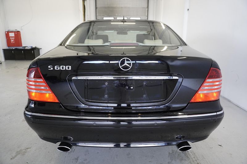 Mercedes-Benz Třídy S S600 5,5I V12 LONG AUT. - fotka 6 z 56