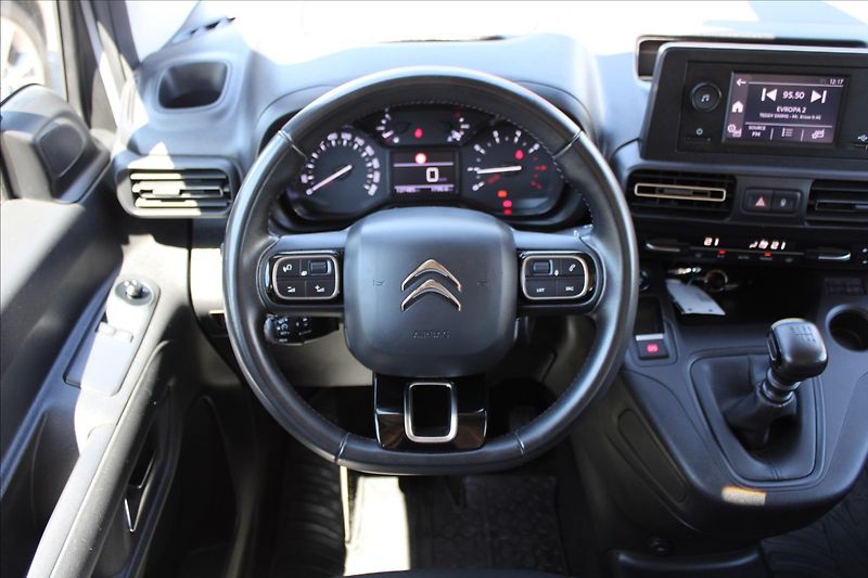 Citroën Berlingo 1,5 HDi  ČR,1.MAJITEL,DPH,XL - fotka 10 z 35