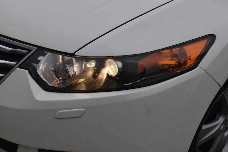 Tentokrát jsem otestoval dvanáctiletý kombík Honda Accord