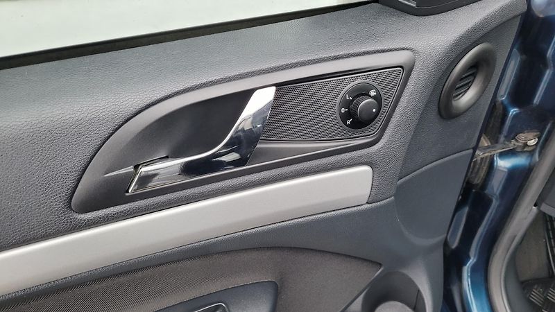 Škoda Octavia (2013) 1,6TDI 77 KW - fotka 16 z 22