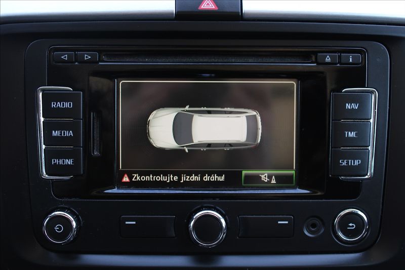 Škoda Superb 2,0 TDI  ELEGANCE,ROZVODY - fotka 17 z 33