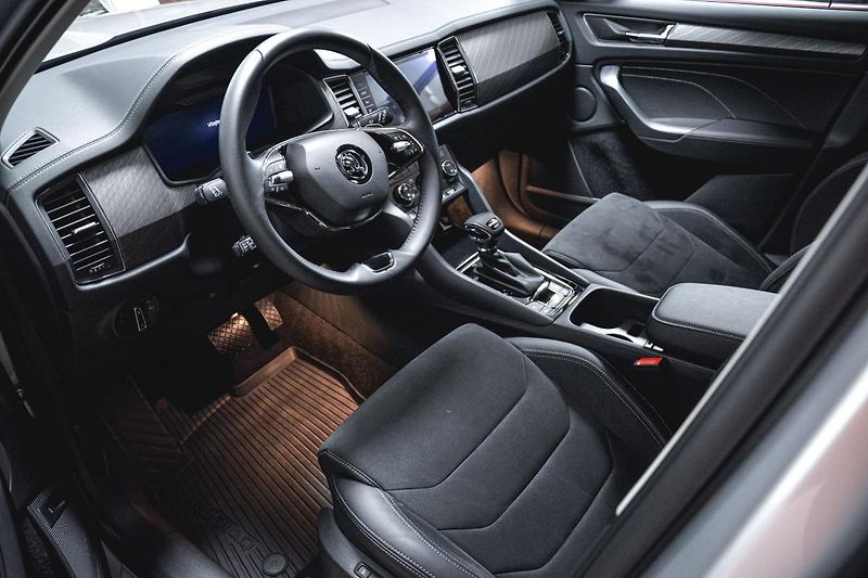 Škoda Kodiaq (2022) Style 2,0TDI 110kW 7-Gang auto - fotka 17 z 25