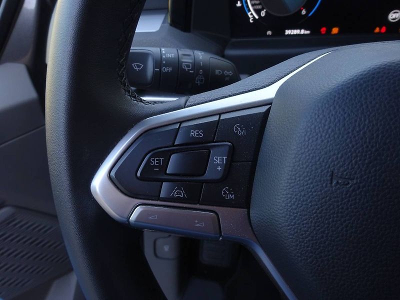 Volkswagen Caravelle (2025) LIFE 2.0 TDI DR - fotka 9 z 32