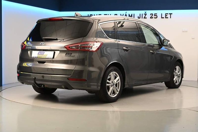Ford S-MAX (2021) 2.0 7 Míst LED Tažné TITANIUM - fotka 5 z 34