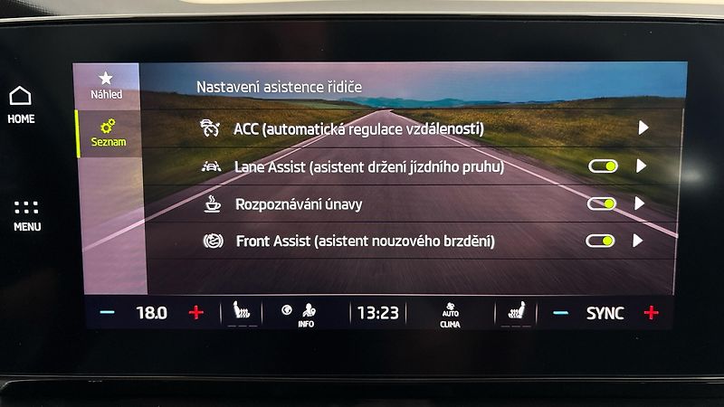 Škoda Octavia 1.5 TSI E-Tec DSG Style - fotka 23 z 25