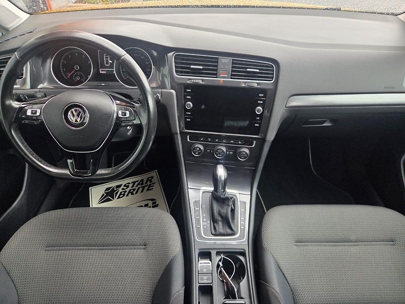 Volkswagen Golf (2017) 1.4 TSI TAŽNÉ ZAŘÍZENÍ - fotka 6 z 9