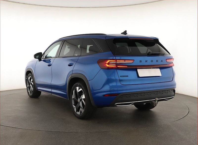 Škoda Kodiaq (2024) 2.0 TDI, SPORTLINE, KEYLESS - fotka 4 z 22