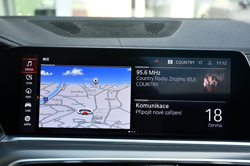 BMW X5 xDrive30d PANO TAŽNÉ 2XALU - fotka 31 z 42