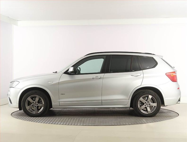 BMW X3 (2012) xDrive20d, 4X4, Automat, Kůže - fotka 3 z 22