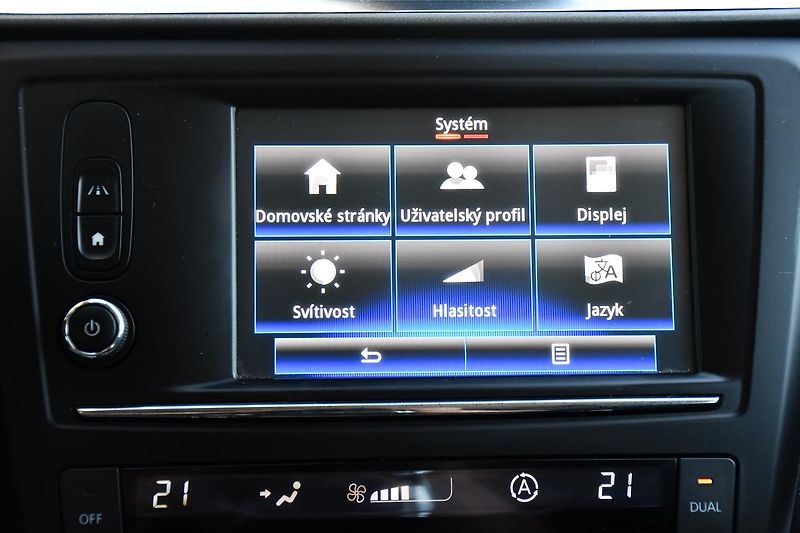 Renault Kadjar 1,5dCi 2xPNEU ALU TAŽNÉ NAVI - fotka 43 z 54