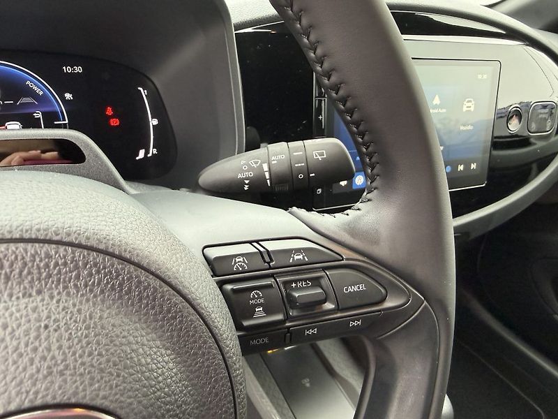 Toyota Aygo 1.5 Hybrid MC26 Style Smart - fotka 19 z 23