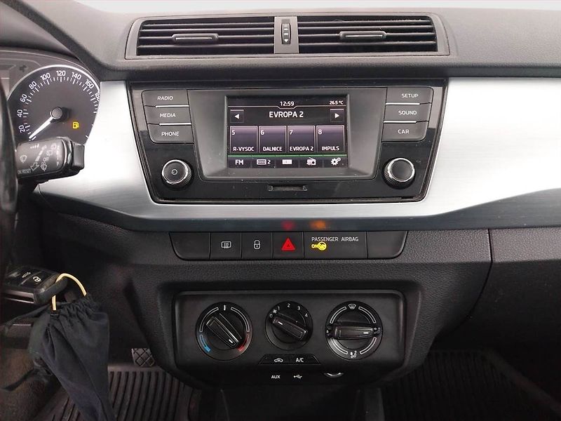 Škoda Fabia (2015) 1.4 TDI, dobrý stav - fotka 12 z 15
