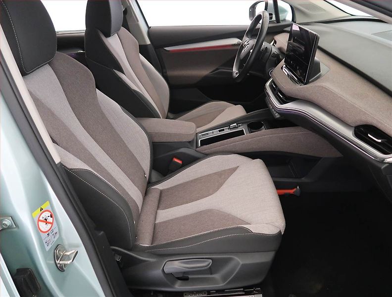 Škoda Enyaq (2021) 60 (62 kWh), SoH 93% - fotka 9 z 30
