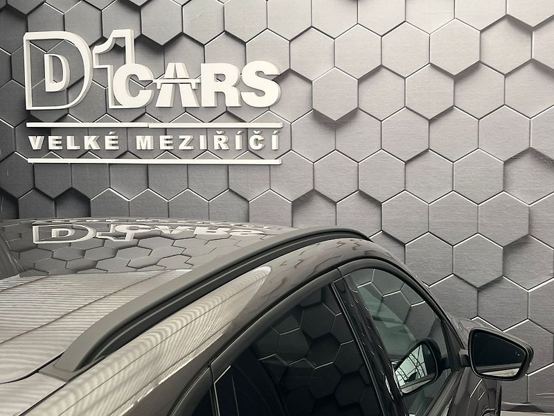Ford Kuga 2.5 Duratec HEV 4x4 ST-LINE - fotka 41 z 66