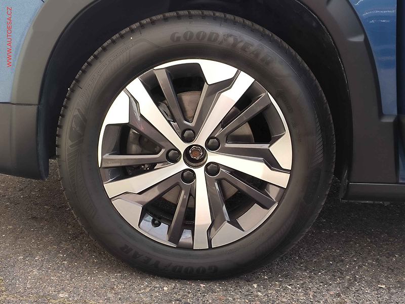 Peugeot Rifter (2023) 1.5HDi, GT Line, navi, kamera - fotka 23 z 24