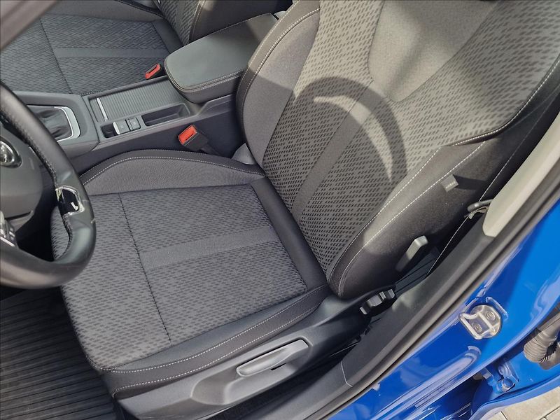 Škoda Octavia 2.0 TDI Style Combi,ČR,1.Maj. - fotka 35 z 49