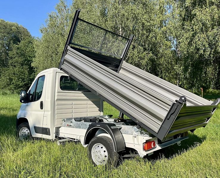 Citroën Jumper (2015) 2.2 HDi, novy 3S sklápěč 2,7m - fotka 4 z 15