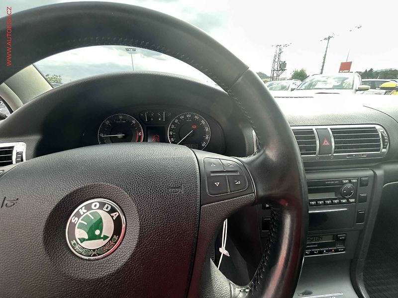 Škoda Superb (2008) 1.9 TDi, STK1/28 - fotka 17 z 17