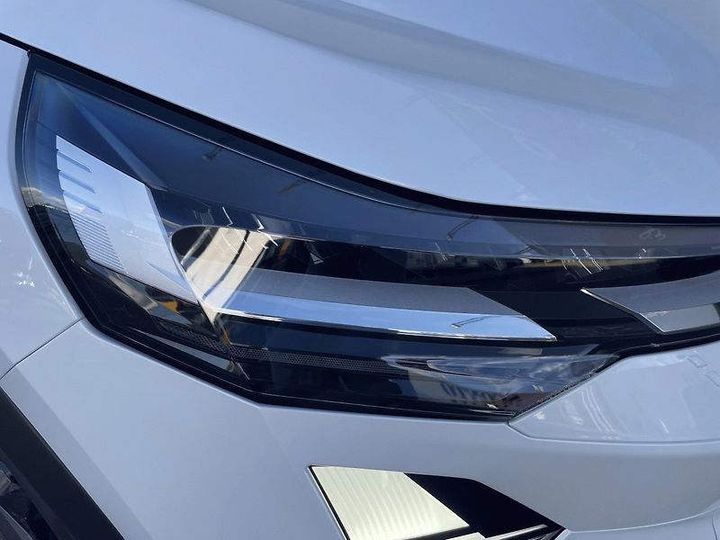 Renault Captur (2026) Techno 1,0TCe 90k - fotka 28 z 28